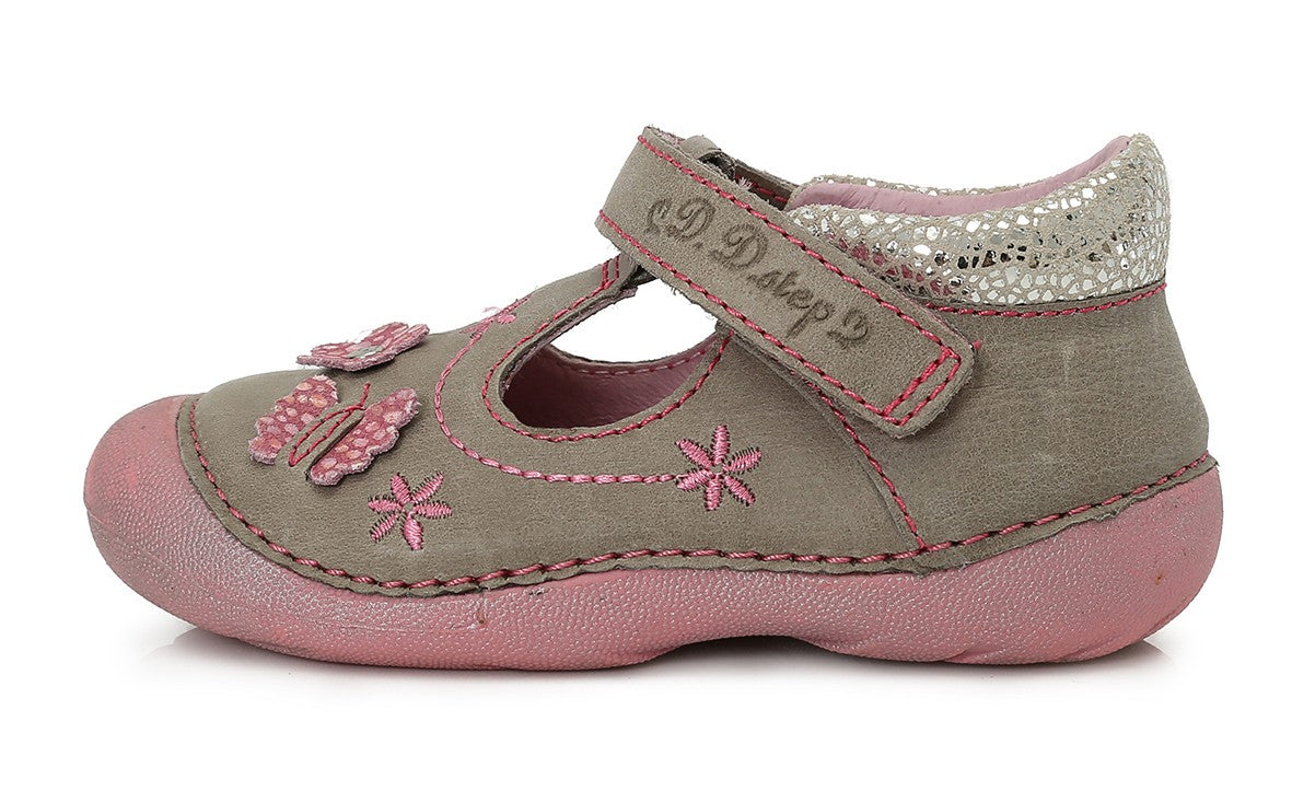 D.D.Step batai pilka mergaitėms – itin lengvi