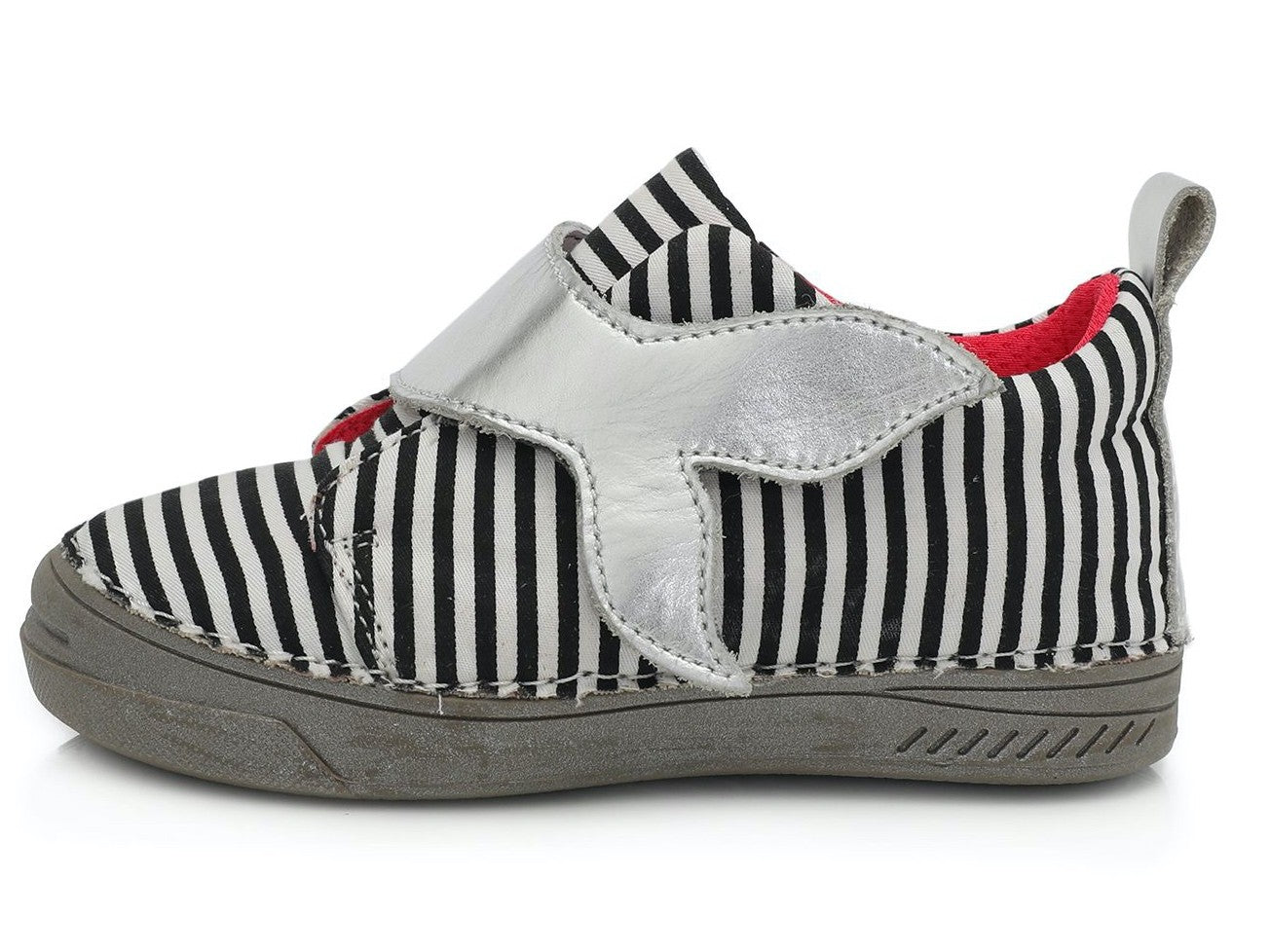 D.D.Step batai pilka mergaitėms rudeniui ir pavasariui – su lipdukais