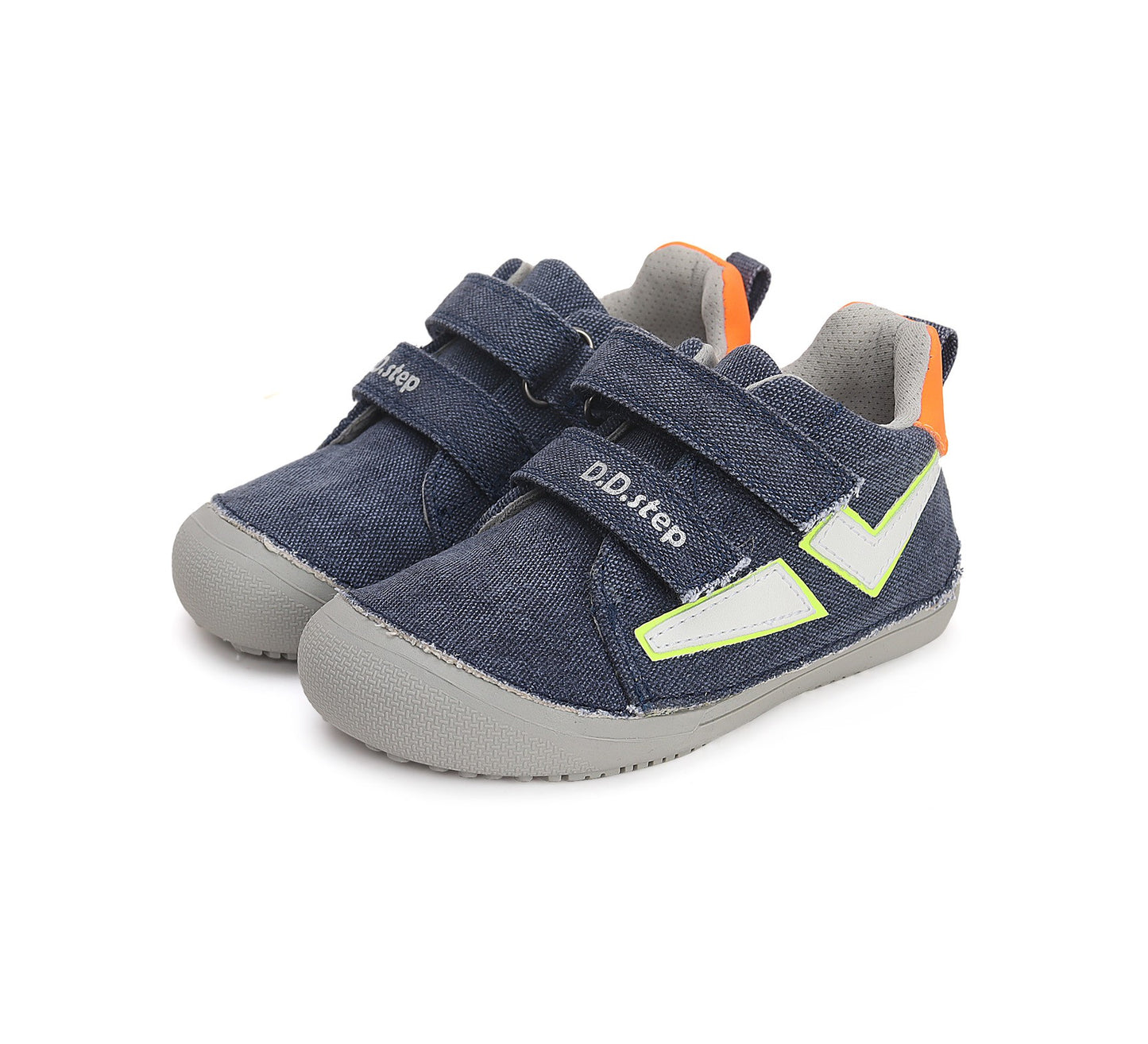 Barefoot D.D.Step batai berniukams – natūralaus judesio laisvė