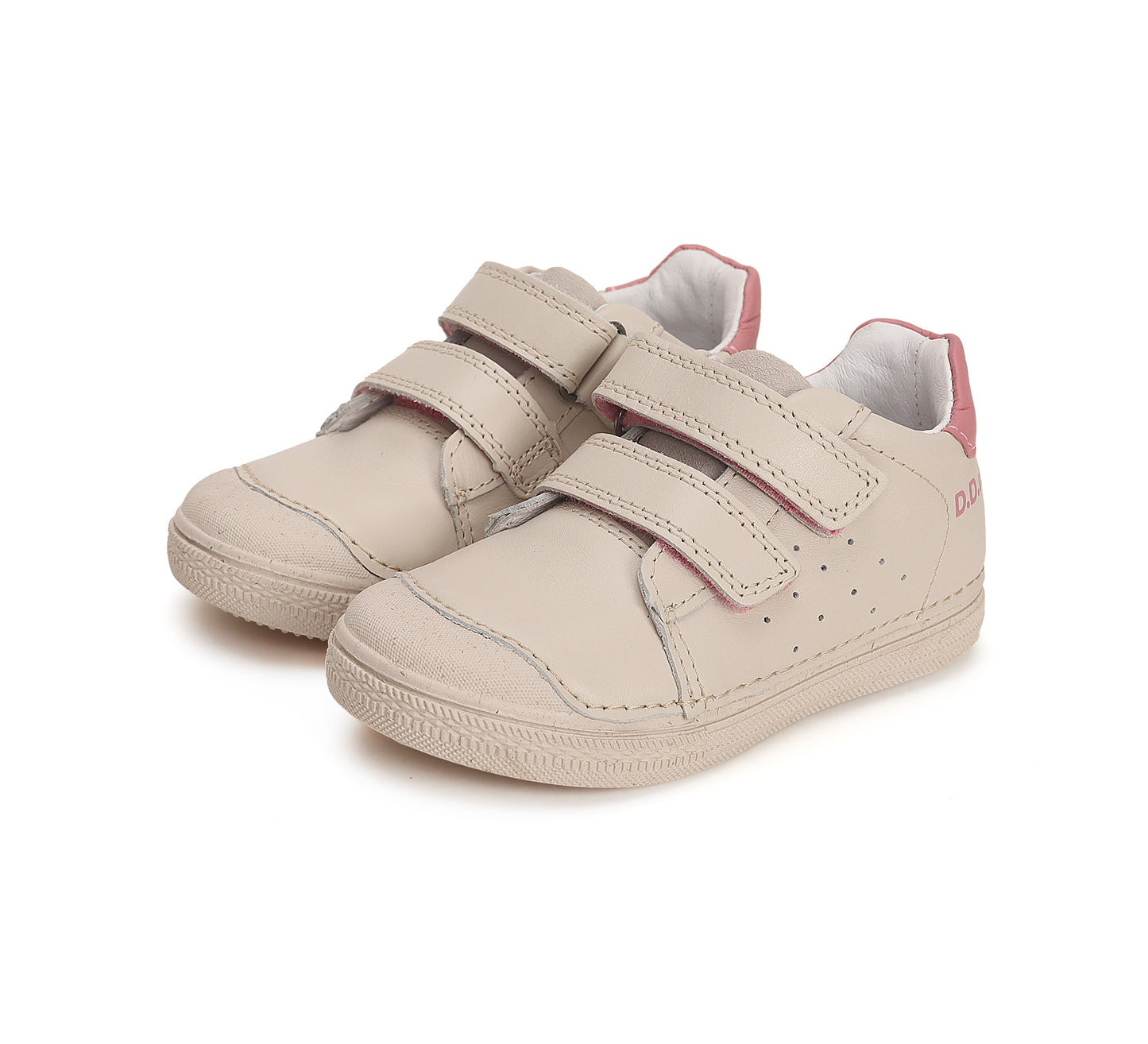 D.D.Step batai mergaitėms rudeniui ir pavasariui – itin lengvi