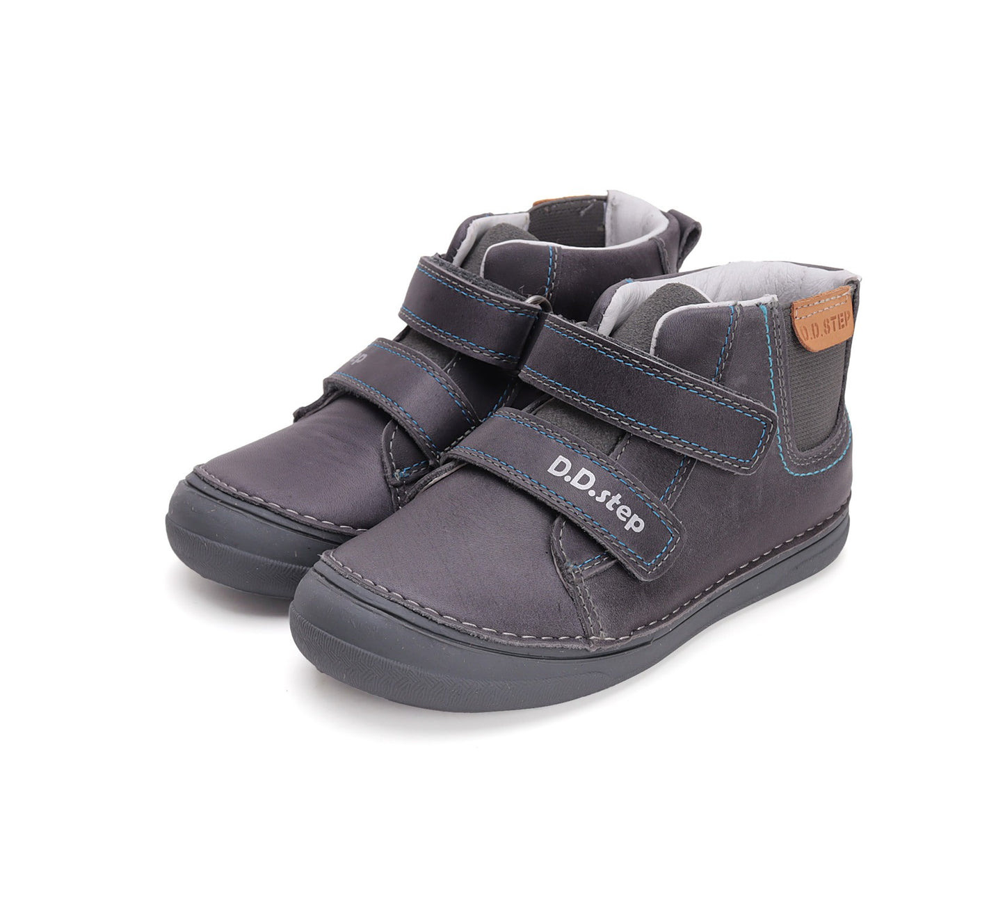 D.D.Step batai pilka berniukams rudeniui ir pavasariui – itin lengvi