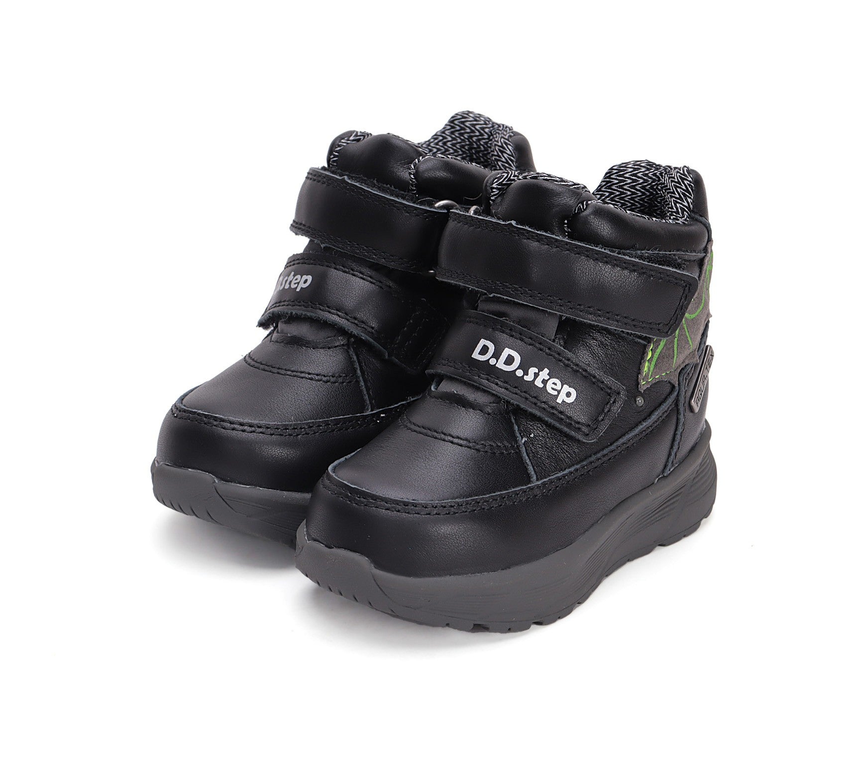 D.D.Step batai juoda berniukams rudeniui ir pavasariui – neperšlampami, su LED pašvietimu, itin lengvi