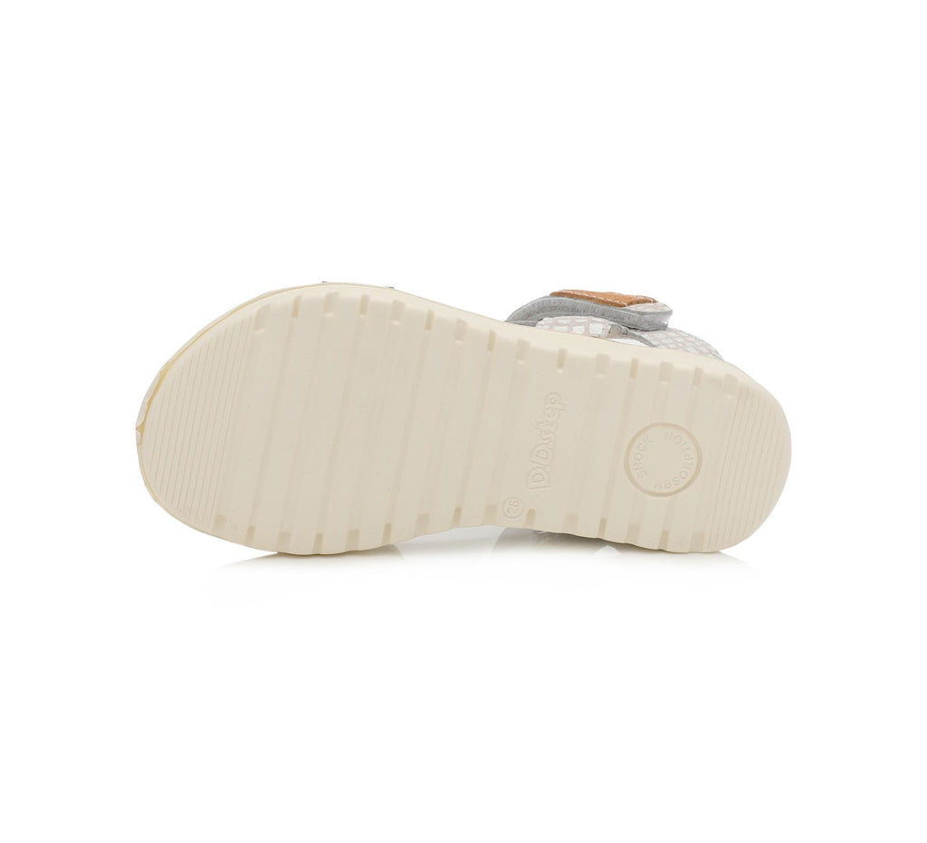 D.D.Step batai mergaitėms – itin lengvi