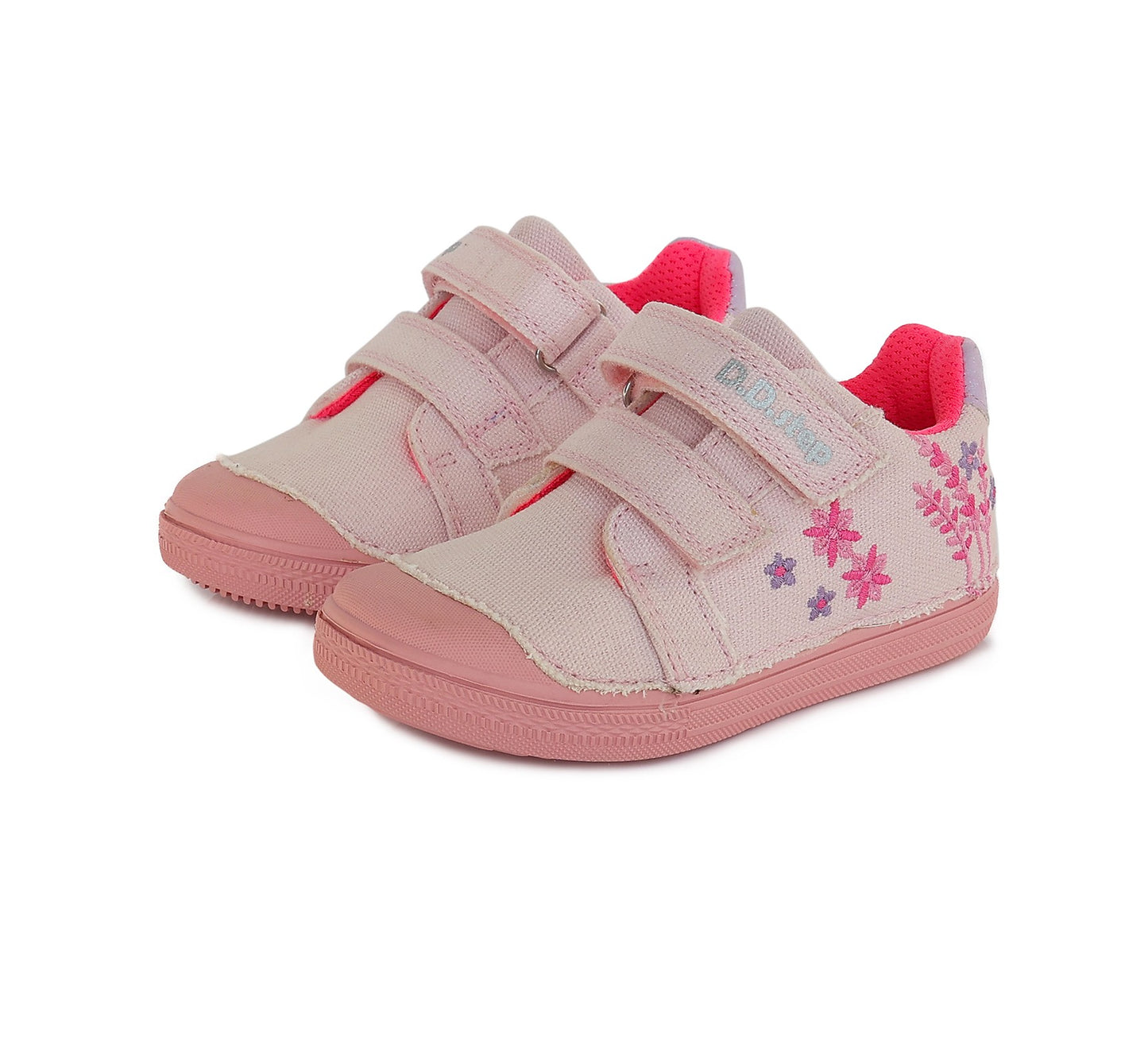 Light pink canvas shoes 25-30 d. C049935M