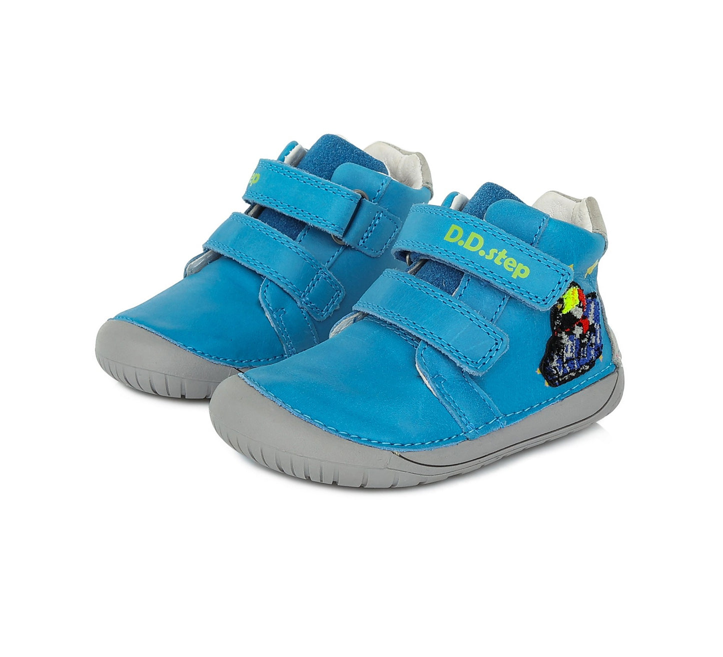 Barefoot light blue shoes 20-25 d. S070974A