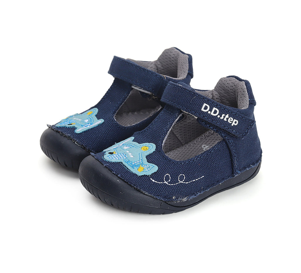 Barefoot D.D.Step batai berniukams – natūralaus judesio laisvė