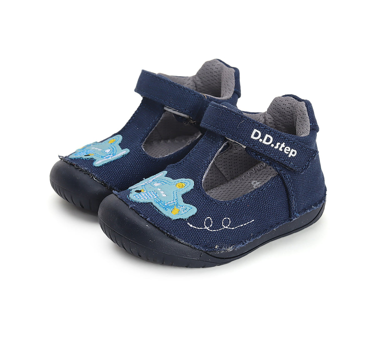 Barefoot D.D.Step batai berniukams – natūralaus judesio laisvė