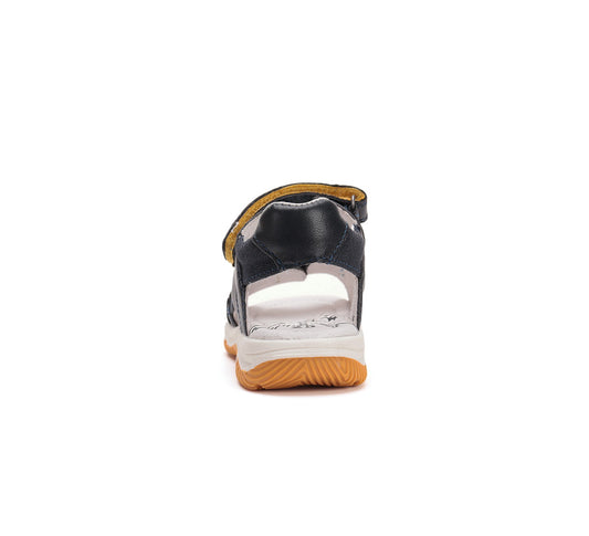 Black sandals 25-30 d. G103-51371AM 