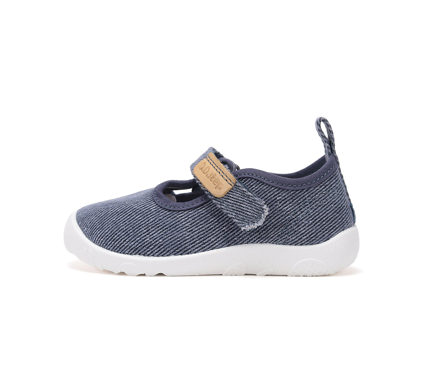 D.D.Step barefoot leisure shoes for girls canvas indoor C086-61089A